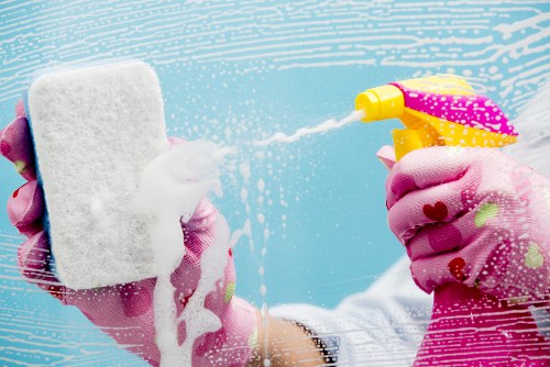 Service terms and complaint review information for a cleaning job