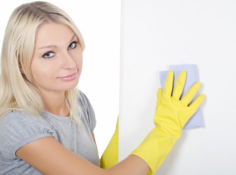 Deep cleaning service for a Tw1 home interior